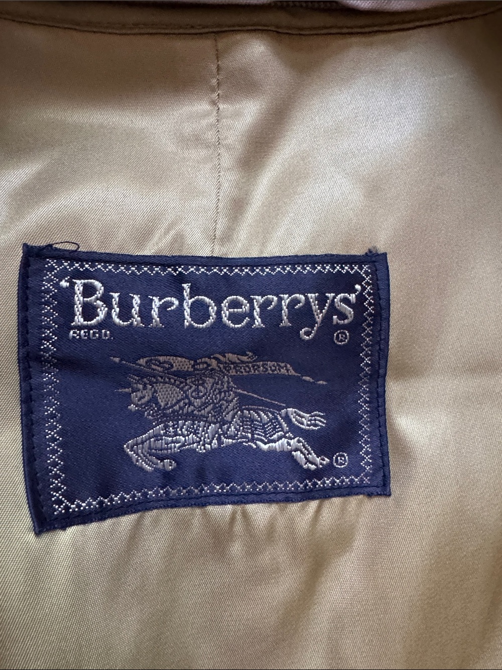 Burberry Beige Trench Coat with Check Lining - Picture 2 of 9